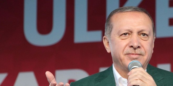 Erdoan'dan tekilata mesaj: AK Parti Trkiye'nin zerinde deildir