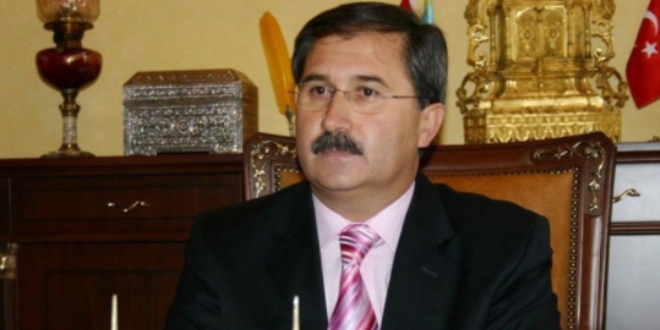 Eski Merkez Valisi Dalmaz, aklanamadan, vefat etti