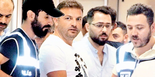 Kim bu Veysel? 103 avukat ziyaret etti