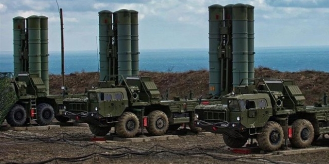 Bakandan S-400 aklamas: O i bitti, fzeler alnmtr