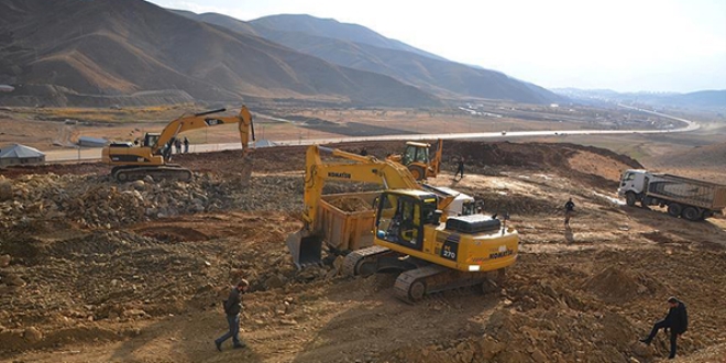 Yüksekova'ya su arıtma tesisi yapılıyor