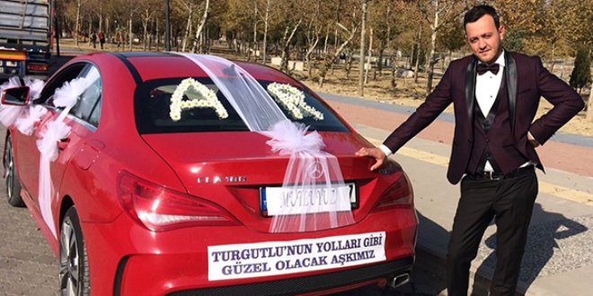 'Turgutlu'nun yolları gibi güzel olacak aşkımız'
