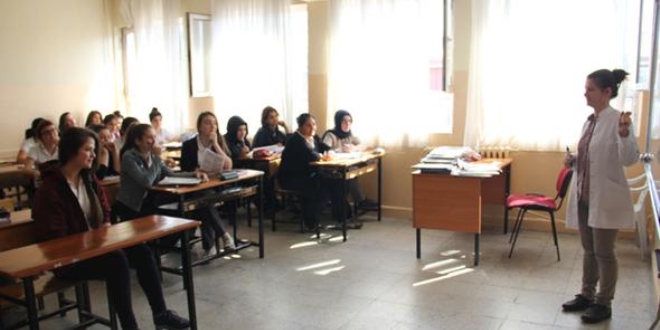 Öğretmenlere oryantasyon eğitimi