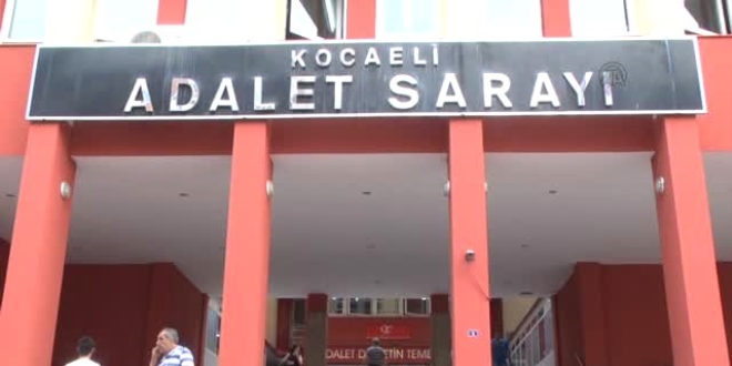 Kocaeli'de gzaltna alnan 10 askeri personel tutukland