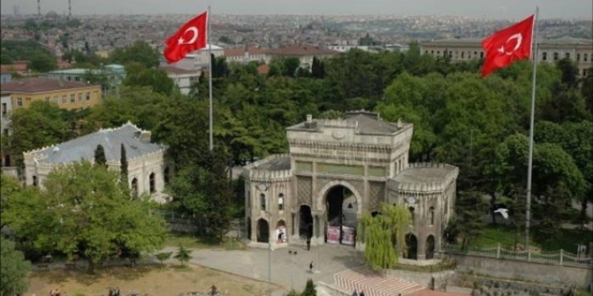 Sayıştay: Maaş alıp ders vermeyen akademisyen var