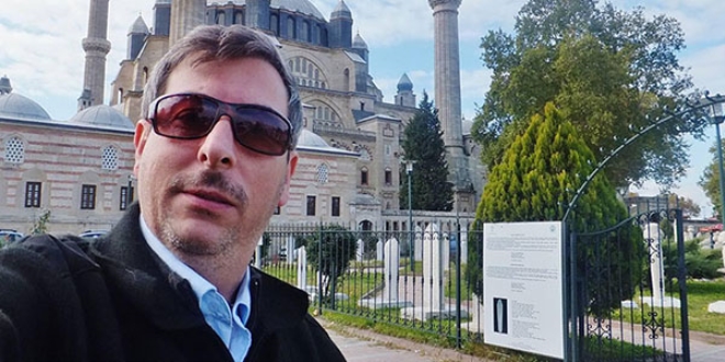 Sıra dışı müftüden Atatürk'ü eleştirenlere tepki