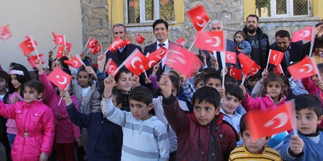 Hayırsever iş adamından eğitime destek