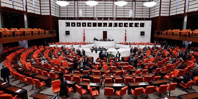 Meclise yeni dokunulmazlık dosyaları sevkedildi