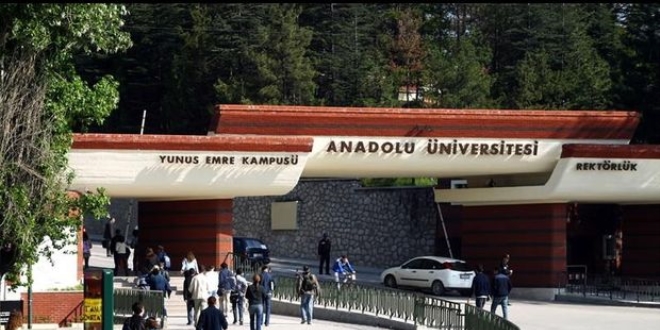 Anadolu Üniversitesi geleceğin Vecihi Hürkuş'larını eğitiyor