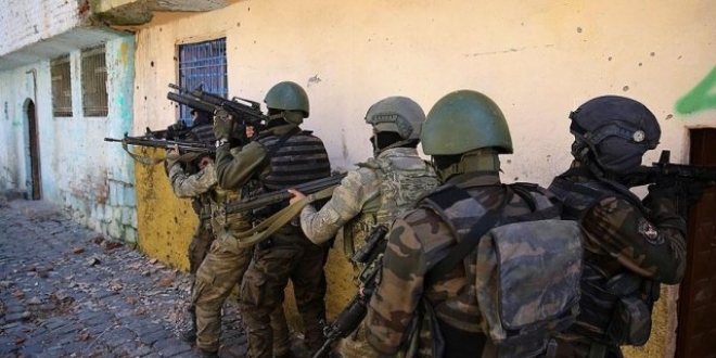 Ağrı'da çatışmada 2 terörist etkisiz hale getirildi