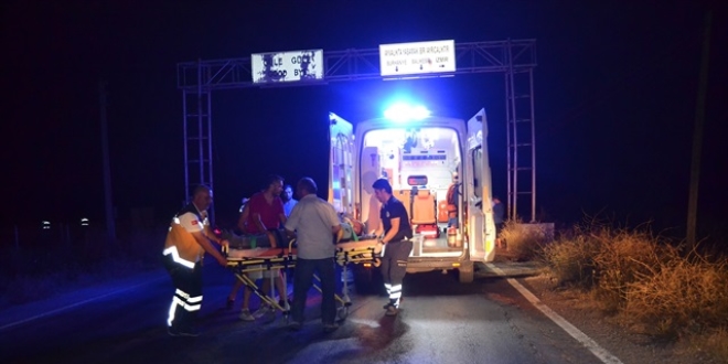 Balkesir'de trafik kazas: 8 yaral