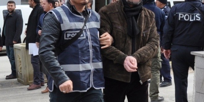 2 ilde terör propagandası yapan 4 kişi gözaltına alındı