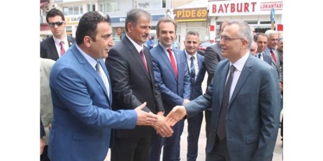 Maliye Bakan� A�bal, Bayburt'ta
