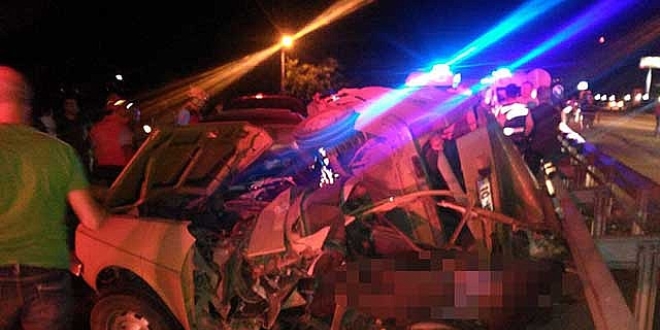 Balıkesir'de otomobil denize düştü: 1 ölü, 4 yaralı