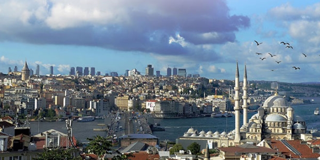 İstanbul'da 3 meydanın adı değiştirildi