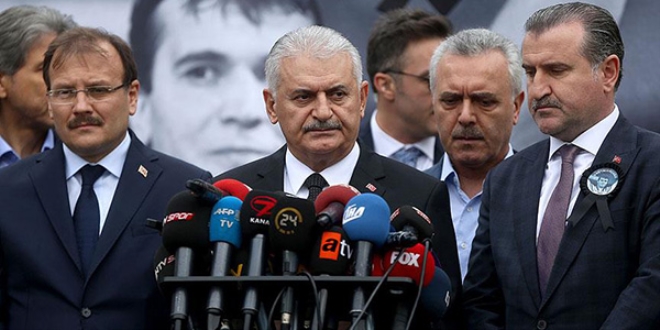 Ba�bakan: Naim S�leymano�lu efsane bir sporcuydu