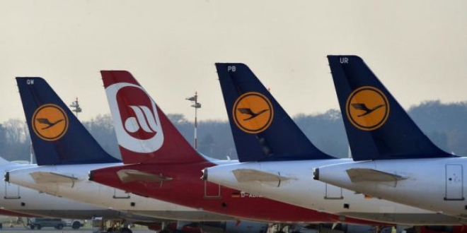 Almanya merkezli u�ak �stanbul'a 'acil' ini� yapt�