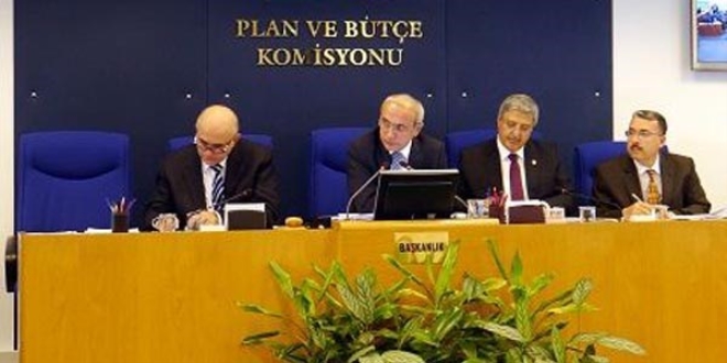 Adalet Bakanl���n�n b�t�esi Plan ve B�t�e Komisyonunda