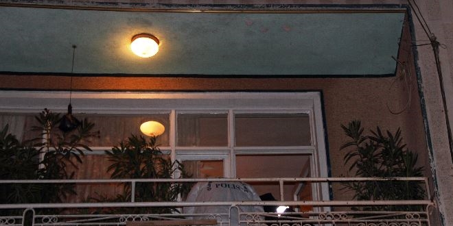 İş yerini kundaklayan kiracısını hastaneden çıkıp vurdu