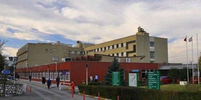 Böbrek nakli beklerken karaciğeriyle umut oldu
