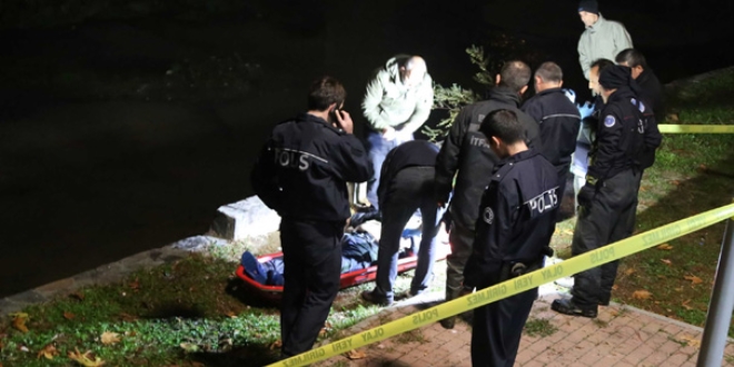 Alkol i�erken dereye d���p �ld�