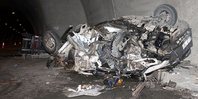 Ordu'da tünel içinde trafik kazası: 1 ölü, 3 yaralı