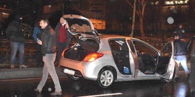 'Dur' ihtarına ateş ederek karşılık verdiler