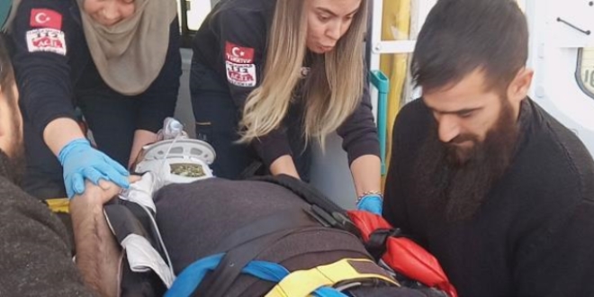 Aksaray'da otomobille çarpışan motosikletin sürücüsü hayatını kaybetti