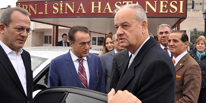 Genelkurmay eski Başkanı İlker Başbuğ, Baykal'ı ziyaret etti