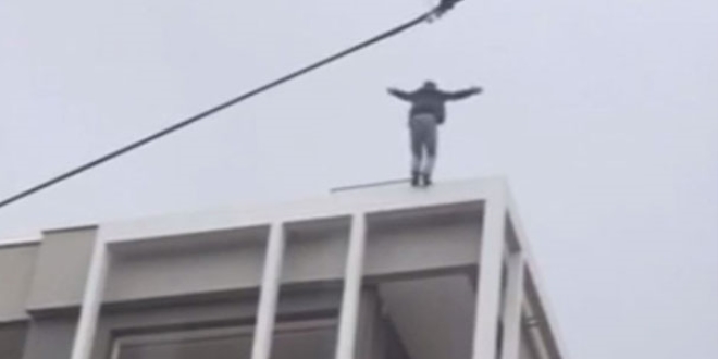 6'ncı kattan kendini boşluğa bıraktı !