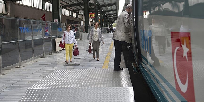 'Milli YHT Eskişehir için dönüm noktası olacak'
