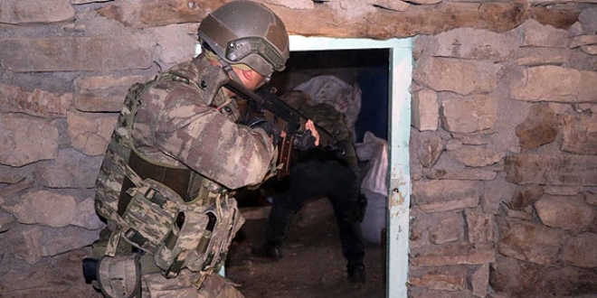 Jandarmadan PKK'ya darbe