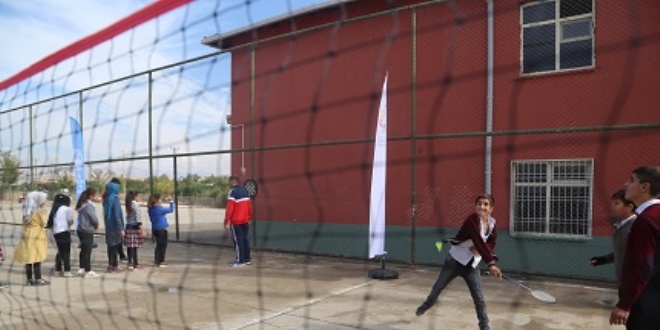 Silopili çocuklar sporla buluştu