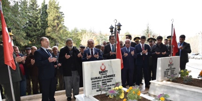Naaşı bulunamayan şehit için 23 yıl temsili mezar yapıldı
