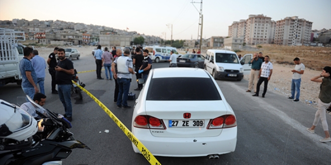 Gaziantep'te polise saldırı: 2 polis memuru yaralı