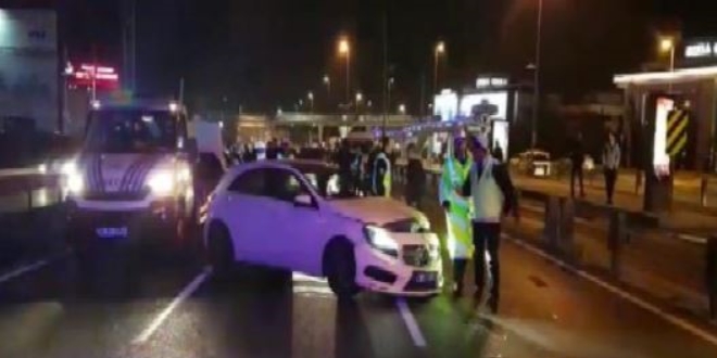İstanbul'da zincirleme kaza! Trafik durdu