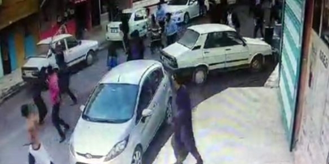 �anl�urfa'da iki aile aras�nda kavga: 8 yaral�