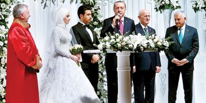 İlk 'müftü nikahı' dün akşam kıyıldı