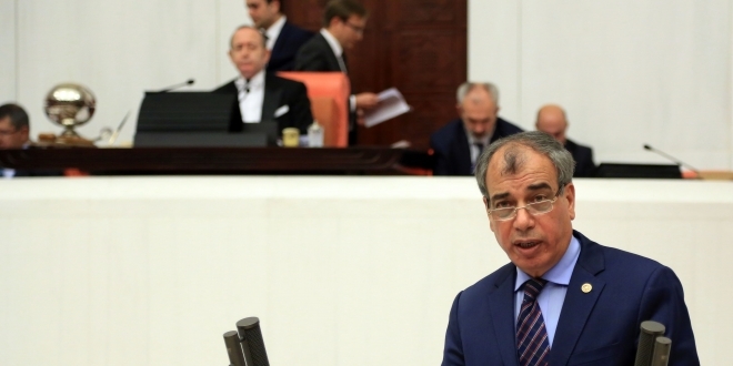 Tor: Asgari ücret net bin 800 liradan aşağı olmamalıdır