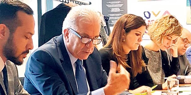 AB Komiseri: AB kapısı çok açık