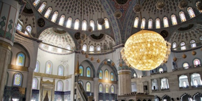 Camilerde Kudüs hutbesi okundu