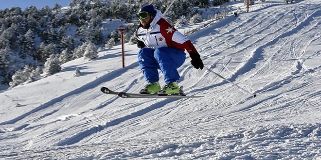 Zigana'da kayak sezonu balad