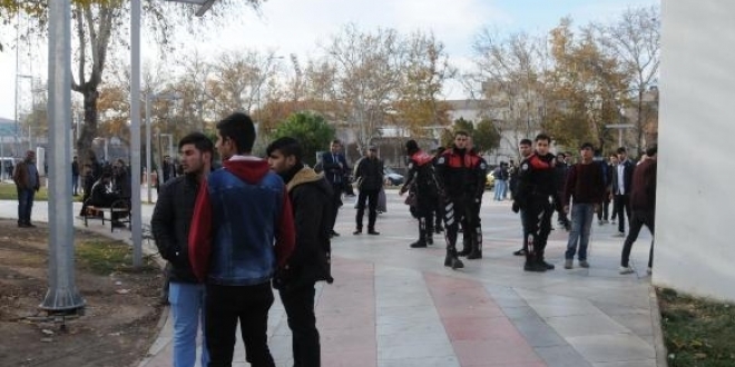 Park kavgasında 2 güvenlik görevlisi bıçakla yaralandı