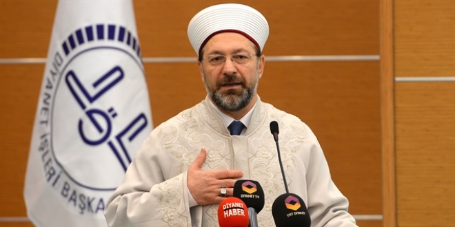 Diyanet İşleri Başkanı Kur'an kursu açılışı yaptı