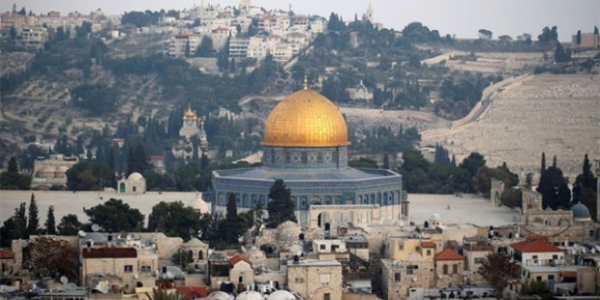 T�rk halk� yard�mlar�yla Filistin'i yaln�z b�rakmad�