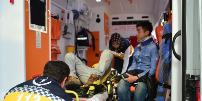 Siirt'te trafik kazası: 2 yaralı