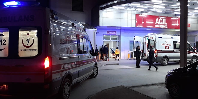 Adana'da silahlı ve sopalı kavga: 8 yaralı