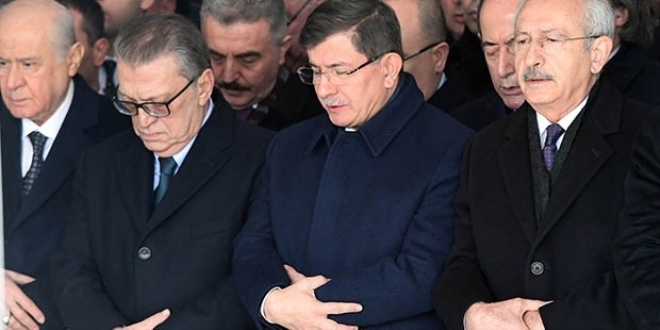 Mesut Yılmaz: Göstermediğimiz doktor kalmadı, çare bulamadık