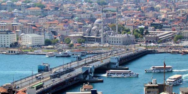Atatürk ve Galata Köprüleri bu gece trafiğe kapanacak