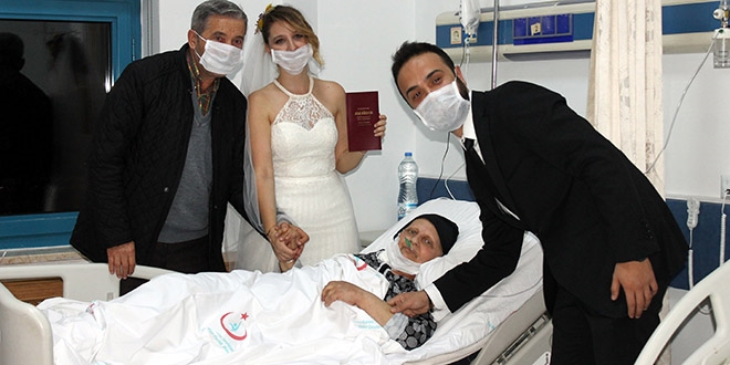 Hastane odasında nikah